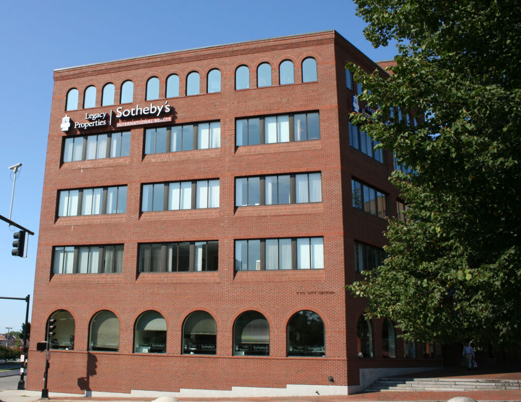 Prominent Portland Office Building Sold in $4.7 Million Off-Market Deal